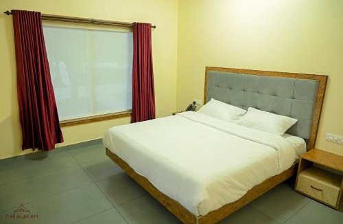 Cherplassery Resort | Pakalakam Resorts