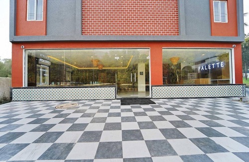 Tirupati House | Palette Hill View Hotel by CheckIn 3