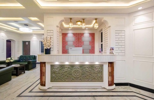 Brein Hotel | Palette Hotel Cecil by CheckIn, Srinagar