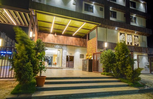 Mahabubabad House | Palette Rc Platinum Hotel