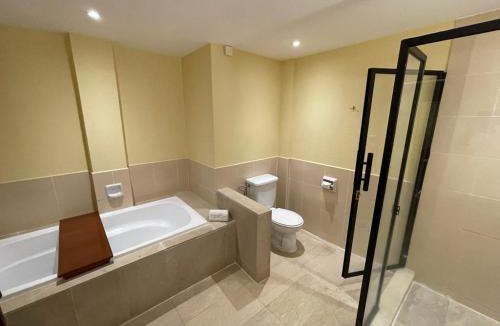 Labuan Resort | Palm Beach Resort & SPA