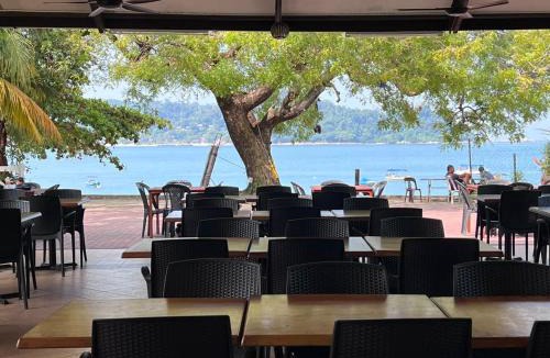 Pangkor Island Resort | Pangkor Sandy Beach Resort