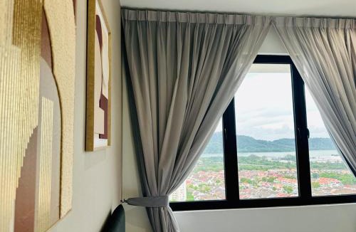 Kampung Sungai Nibong Apartment | Panoramic Sea View Penang Bridge Infinity Pool