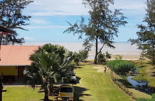 Papar Cabin | Papar Beachfront View