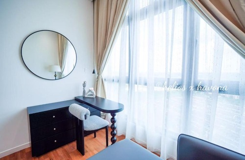 Taman Bukit Mewah Apartment | Paradigm 3BR Chic Designer byHS