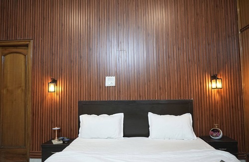 Amritsar Bed & Breakfast | Paradise Island