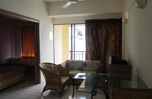 Taman Haji Zainal Apartment | Paradise Lagoon Apartment