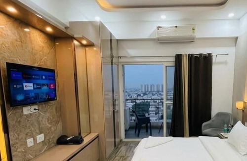 Greater Noida Apartment | Paramount golf forest grater noida