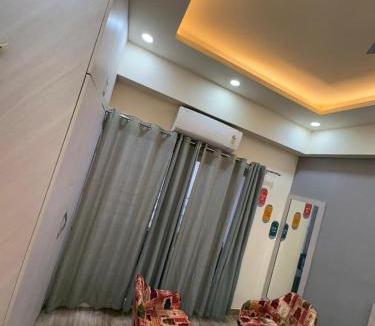 Greater Noida Apartment | Paramount golfforeste