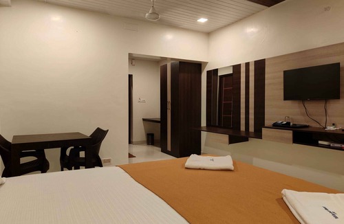 Injambakkam Hotel | Park Inn Beach Resort