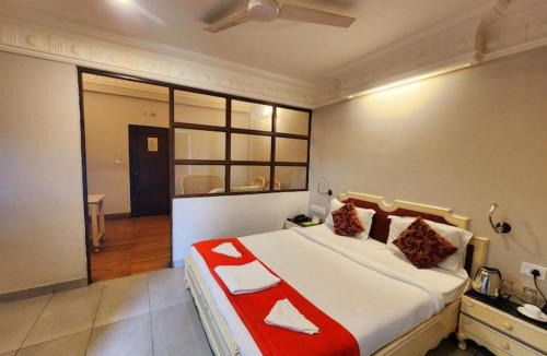 Ballygunge Hotel | Park Palace Hotel