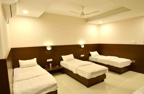 Ujjain Hotel | Park Palace
