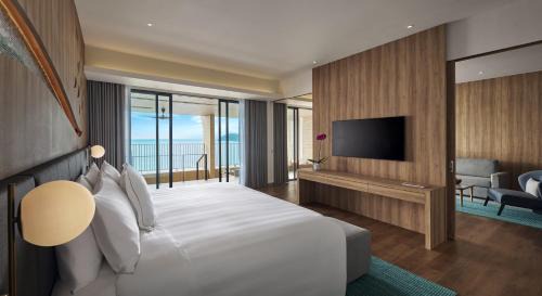 Pantai Tengah Hotel | PARKROYAL Langkawi Resort