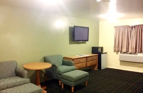 West Eugene Hotel | Parkway Inn Eugene