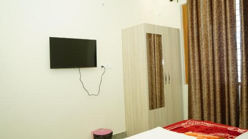 Almora Hotel | Parth Hotel and Restaurant