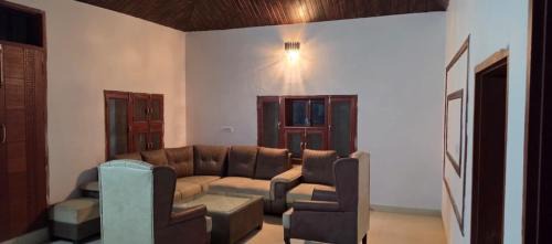 Faridabad Villa | Party Place with pool