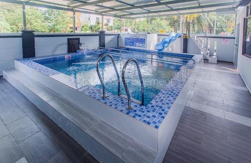 Taman Tanjung House | PD 4R3BR 20pax Private Pool Near To the beach