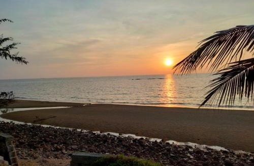 Tanjung Tanah Merah Apartment | PD Batu 9 Cocobay apartment with family