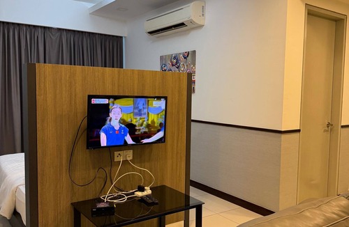 Kampung Bahasa Kapor Hotel | PD D'Wharf Hotel Cozy Family Suite with Seaview - up to 6 pax