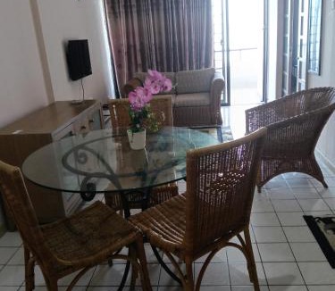 Taman Haji Zainal Apartment | PD Lagoon Paradise North AL1-5