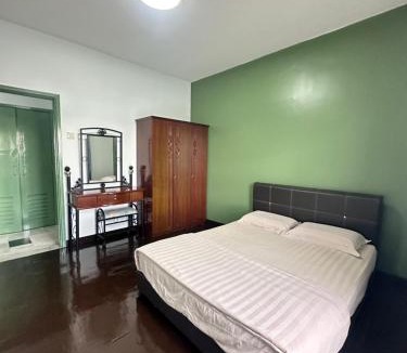 Baharu Hotel | Pd Marina Resort