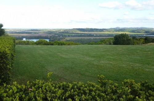 Terranora Condo | Peaceful & Private with amazing 360 VIEWS- 4 Acre Estate -15m pool