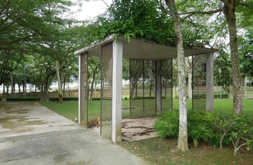 Dengkil House | Peaceful Semi-Detached Retreat for Family