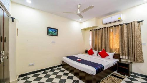 Sector II Hotel | PeaceWood