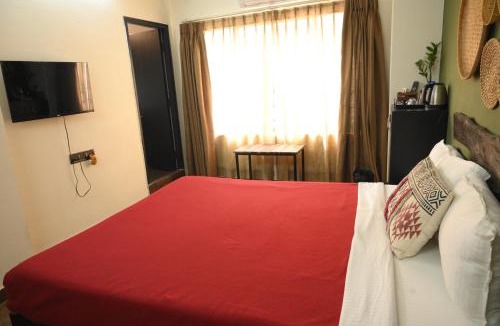 Sualkuchi Hotel | Peepal Tree Inn