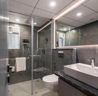 Shanthala Nagar Hotel | Pelican Inn