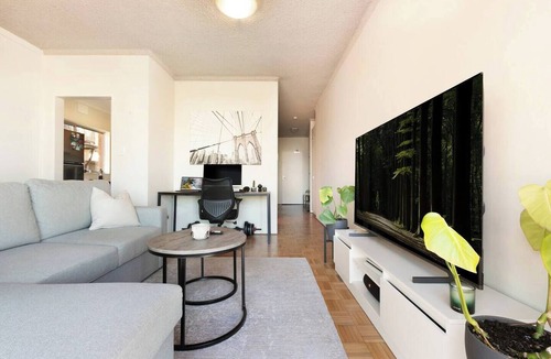 Neutral Bay Apartment | Penthouse with Harbour Views in Neutral Bay