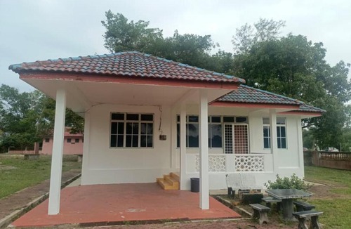 Kampung Penarik Hotel | Penyu Bari