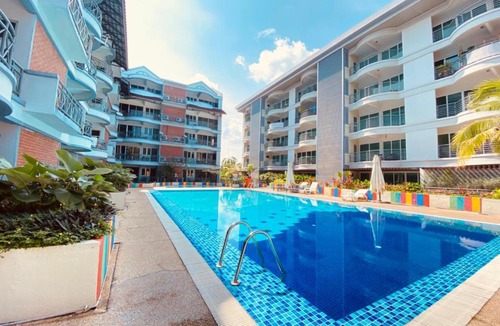 Padang Matsirat Hotel | Perdana Serviced Apartment & Resorts