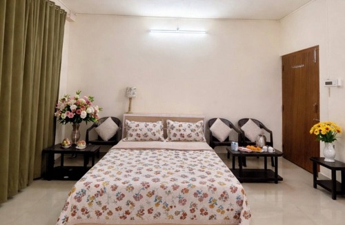 Shillong Bed & Breakfast | Perfect 5-bedroom bed & breakfast in soothing Shillong location