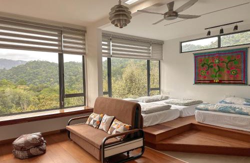 Bukit Tinggi House | Perfect Hill View, Durian Orchard Farmstay within the mountains