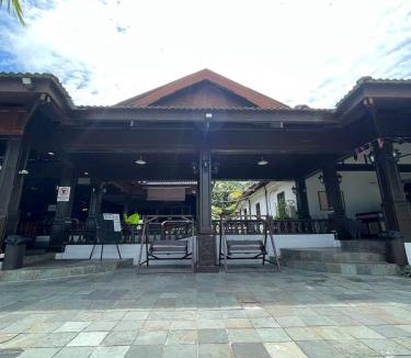 Pulau Perhentian Besar Resort | Perhentian Island Resorts - PIR BS