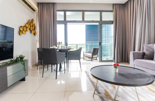 Nusajaya Apartment | [Pet-friendly] 3BR Somerset, Puteri Harbour, Legoland