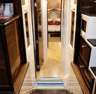 Nusajaya Boat Rental | Peyser 1 Private Yacht Charter Puteri Harbour