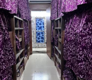 Sakinaka Hotel | PG Mahira Dormitory