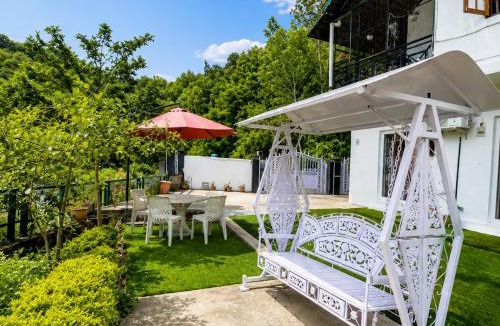 Kasauli Hotel | Pine Garden Hotel Kasauli Hills
