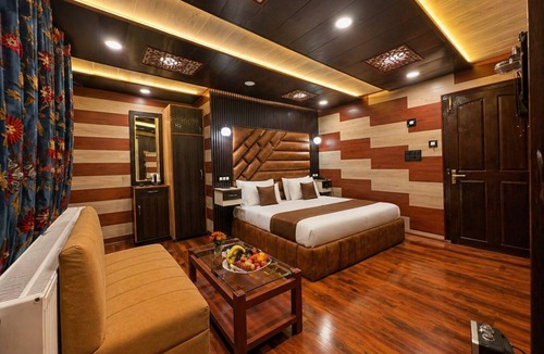 Srinagar Hotel | Pine View Resort - Gulmarg