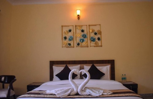 Kumarhatti Hotel | Pinewood Manor Kasauli