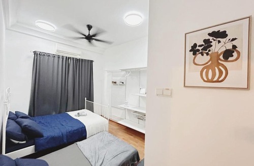 Taman Bukit Mewah Apartment | PLATINO SERVICE APARTMENT, 2BR Family Suite, Next to Paradigm mall JB with Big Patio & Pool Access,