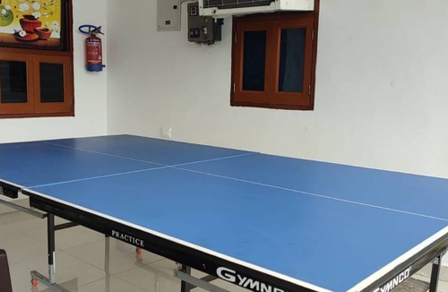 Gurugram Apartment | Platinum Farm house Stay