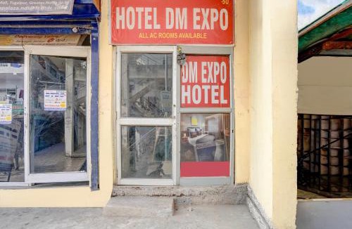 Greater Noida Hotel | PLAY HOTEL DM EXPO couple friendly