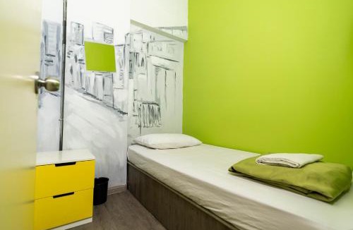 Brickfields Hostel | PODs The Backpackers Home & Cafe, Kuala Lumpur