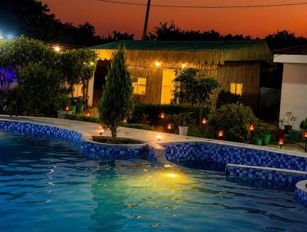 Ghaziabad Resort | Poolside Paradise