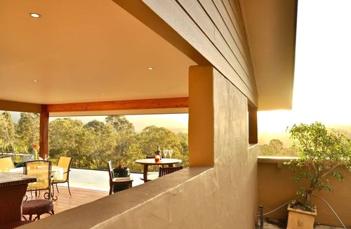 Mount Nathan Villa | Poorinda Gold Coast Villa