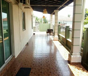 Taman Pantai Dickson House | Port Dickson Holiday Home Villa
