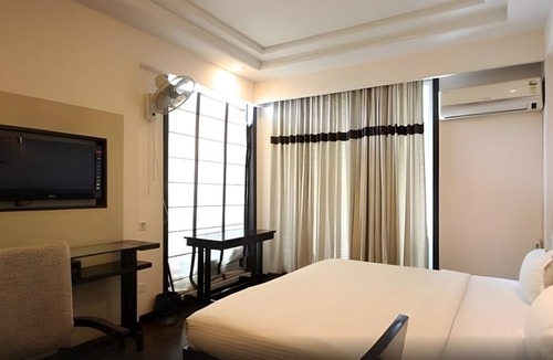 Gurugram Hotel | Posh Suites Gurgaon